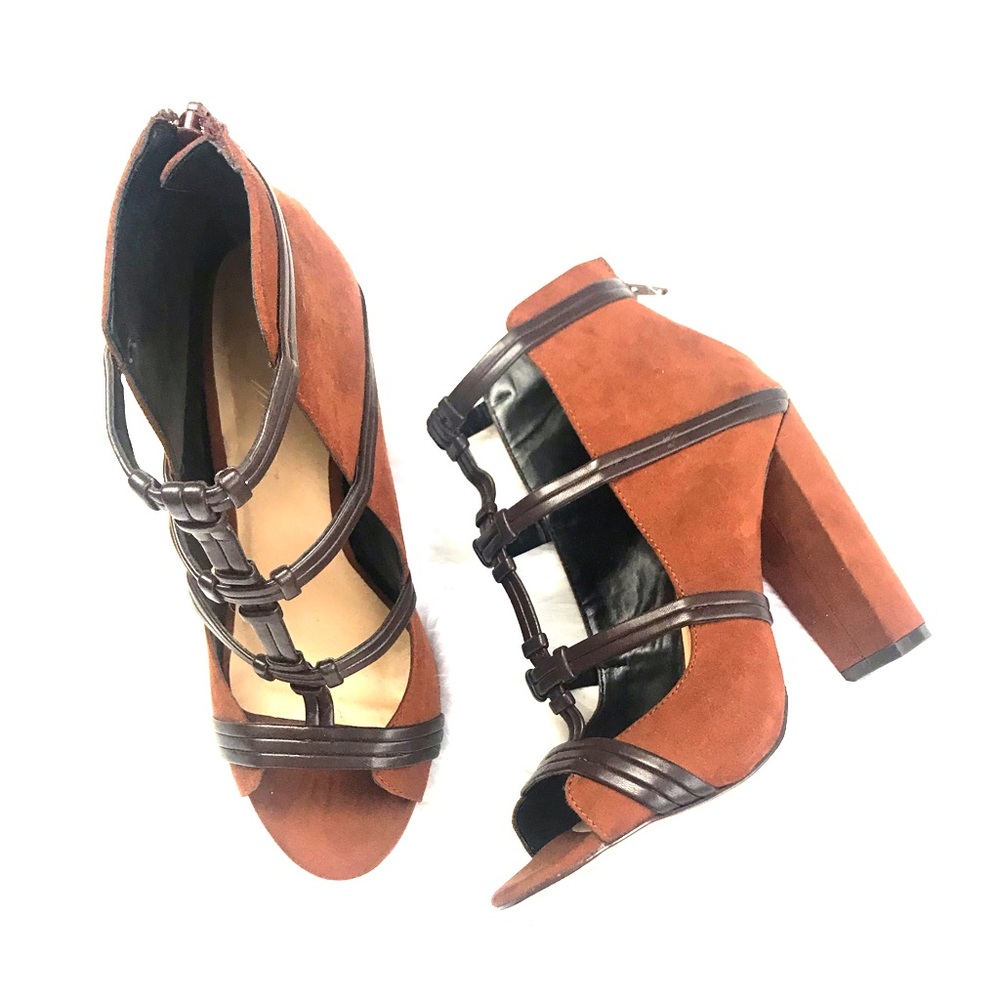 Brand new beautiful brown heels